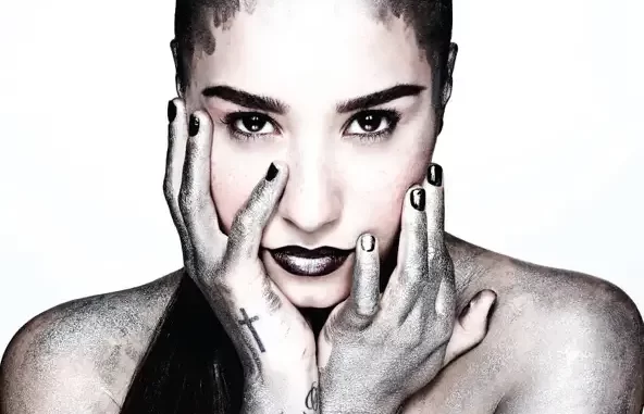 Demi Lovato – Heart Attack